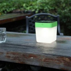 Coupon 🧨 Paris Prix Lampe De Table Solaire Cube LED 14cm Vert 🎁 -Paris Prix Sales unnamed file 1179