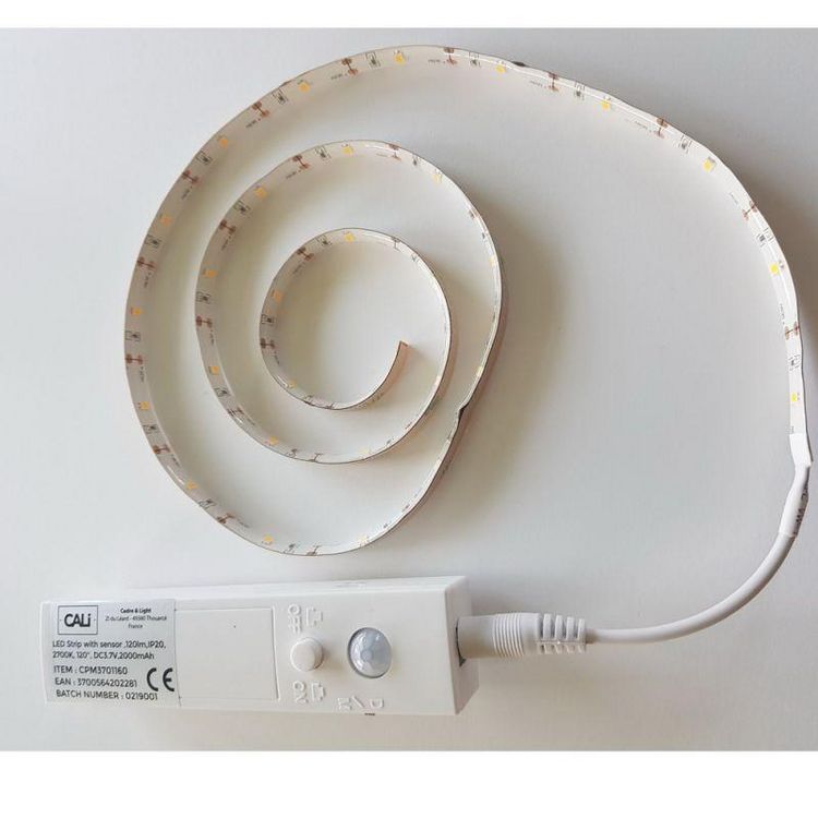 Coupon ???? Paris Prix Ruban à LED Pour Meuble Lelia 100cm Blanc ???? 1 Coupon ???? Paris Prix Ruban à LED Pour Meuble Lelia 100cm Blanc ????
