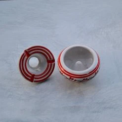 Top 10 👍 YODECO Cendrier Anti Fumée Tatoué Rouge Et Blanc - Mini Modèle 😉 -Paris Prix Sales unnamed file 2624