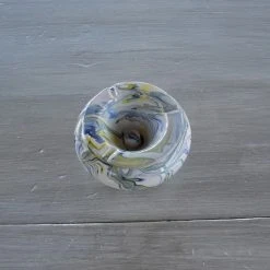 De gros ✔️ YODECO Cendrier Anti Fumée Marbré Blanc, Jaune Et Bleu - Moyen Modèle 💯