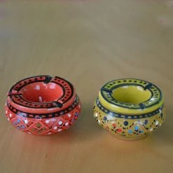 Meilleure vente ⌛ YODECO Lot De 2 Mini Cendriers Marrakech Rouge Et Vert 👍